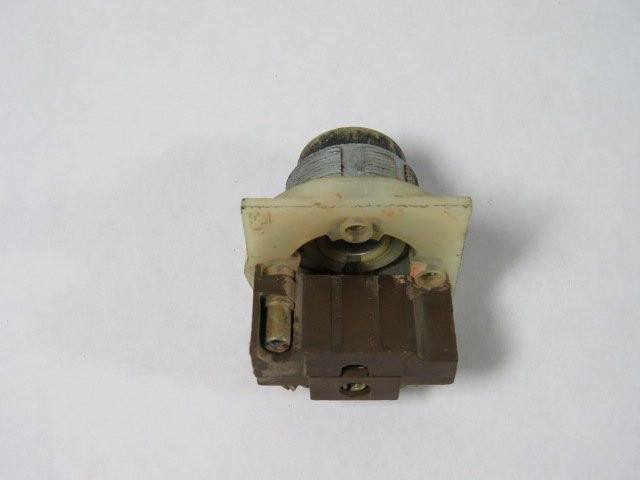 Square D 9001-KR3GH5 Green Push Button 600V 1NO USED