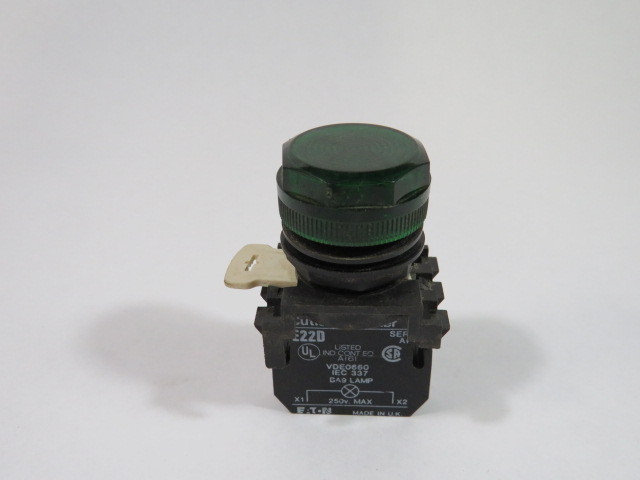 Cutler-Hammer E22H3X4 Green Indicating Light 250V USED