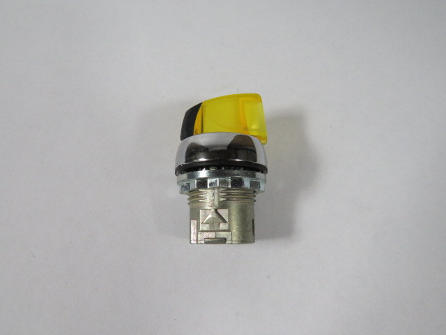 Allen-Bradley 800FP-LSM35 Yellow Illuminated Selector Switch 3-Position USED