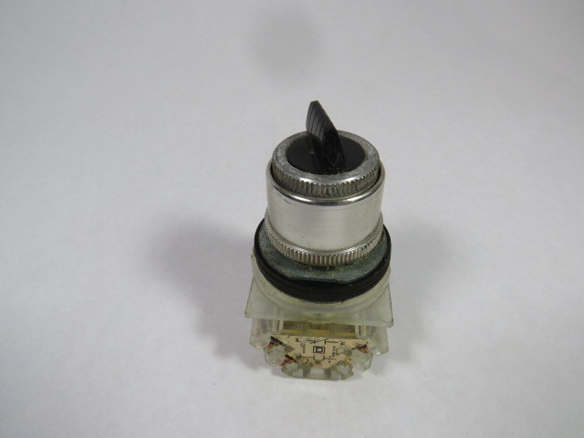 Square D 9001-KS42BH1 Selector Switch 1NO/1NC 3 Position USED