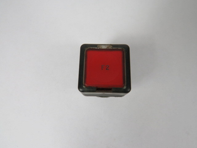 General Electric P9SPLRGD Red Push Button "F2" No Mounting Latch USED