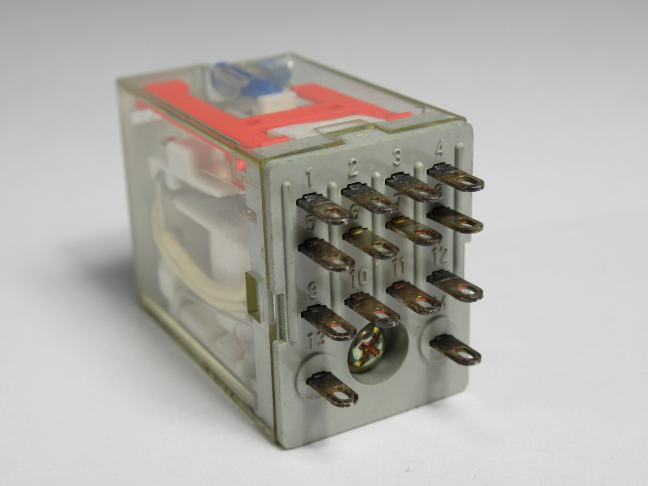 Carlo Gavazzi RMIA-4-5-24DC Relay 24VDC 5A 250VAC 1/6HP 240VAC 14-Blade USED