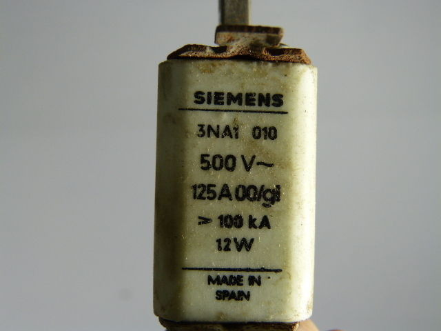 Siemens 3NA1-010 Square Body Fuse 125A 500V 100kA USED