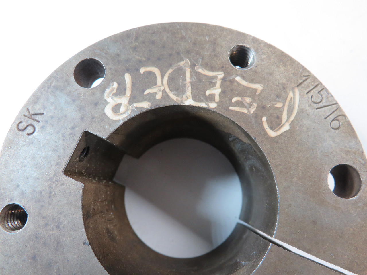 Generic SK-1-15/16 QD Bushing 1-15/16"B 3-7/8"FD 1-7/8"LTB RUST USED