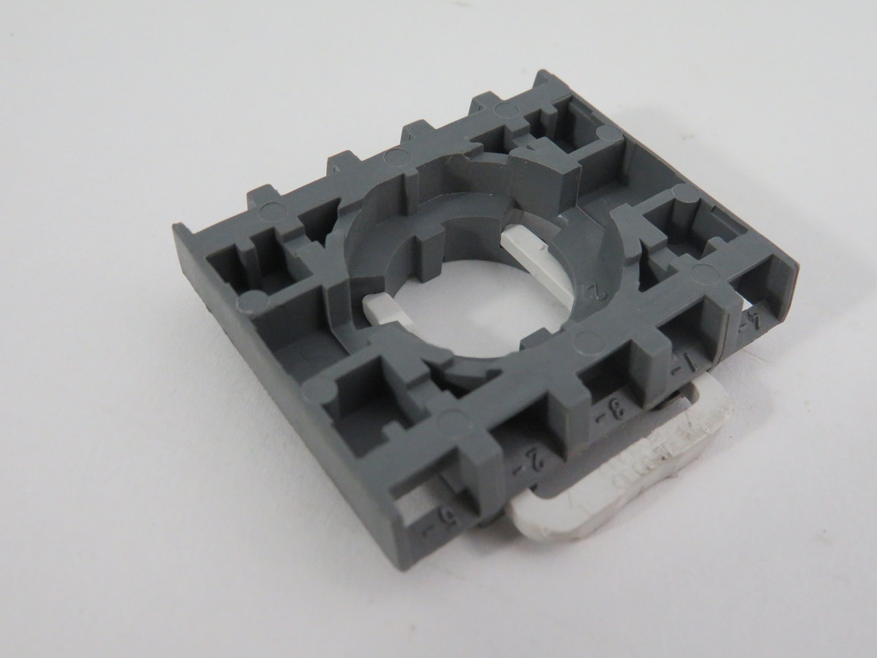 ABB MCBH5-00 5 Position Contact Block Holder Grey USED