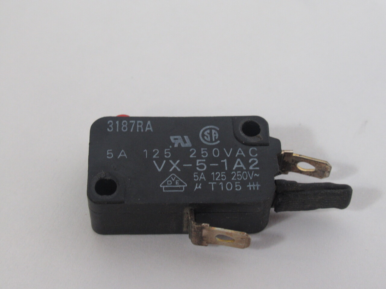 Omron VX-5-1A2 Snap Action Limit Switch 5A@125/250VAC *No Screws* USED