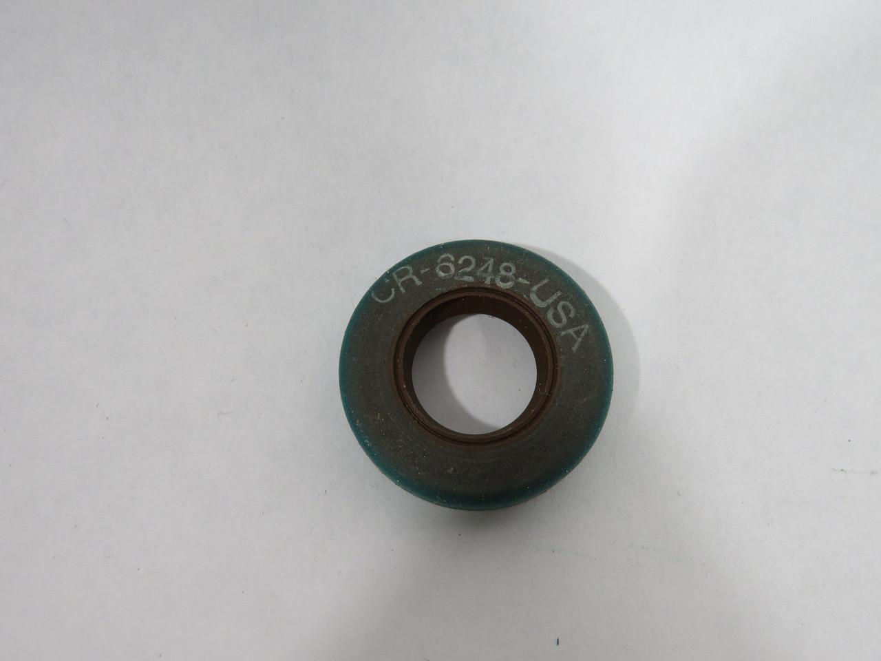 Chicago Rawhide 6248 Oil Seal 1.181"OD 0.625" Shaft Dia. 0.256"W NEW
