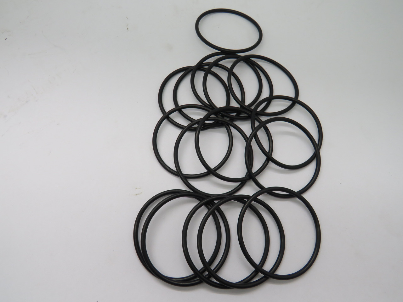 Hercules 568-229-90D Buna-N O-Ring 2.625"OD 2.375"ID 0.125"W Lot/16 *Open* NWB