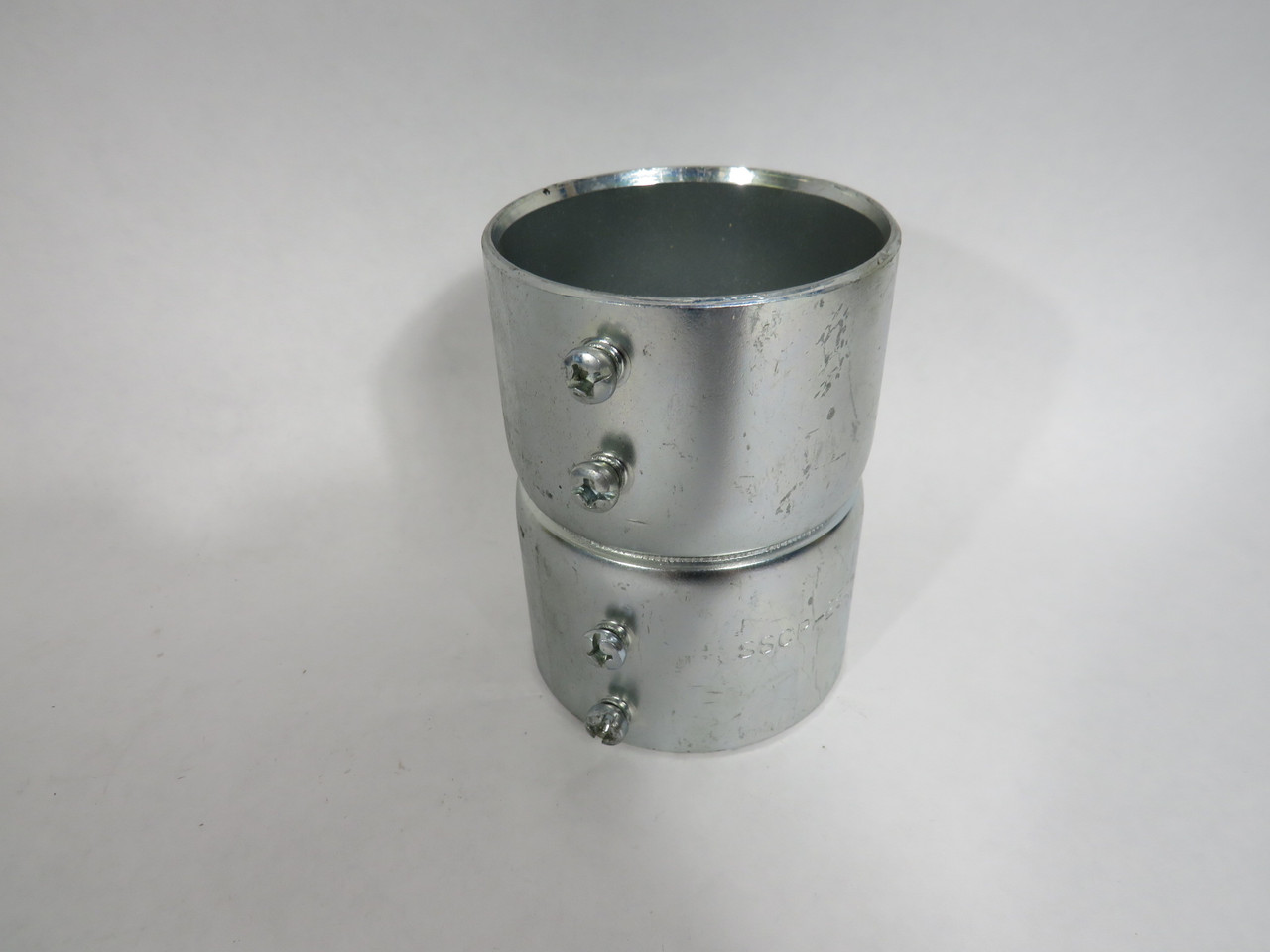 Garvin SSCP-250 Steel EMT Set Screw Coupling 2-1/2" Size USED