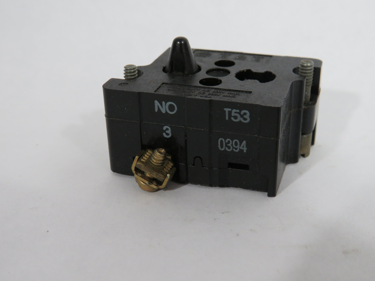 Cutler-Hammer 10250T53 Black Push Button Contact Block 1NO USED