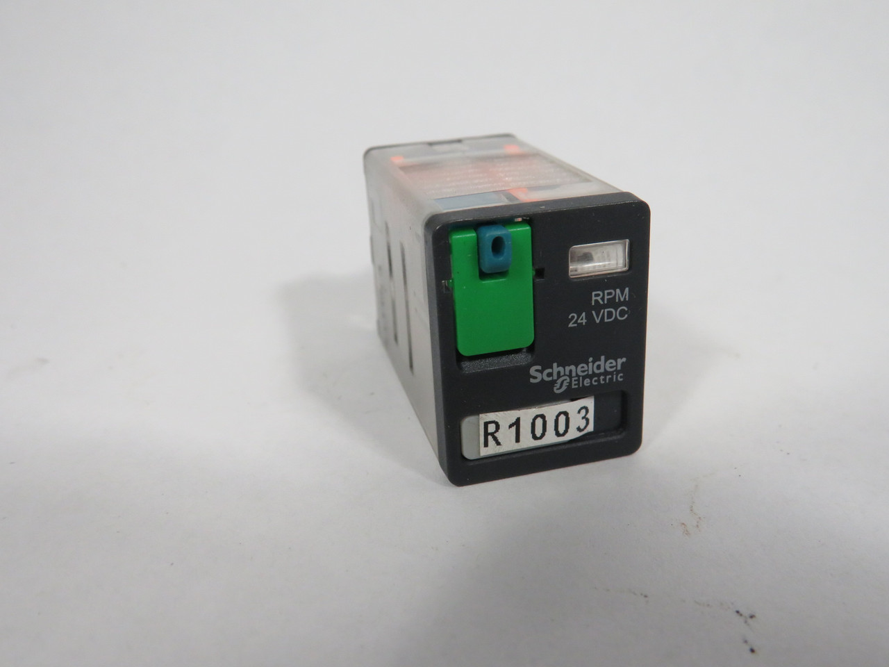 Schneider Electric RPM21BD Electromechanical Relay 24VDC 15A@250VAC 8 Blade USED
