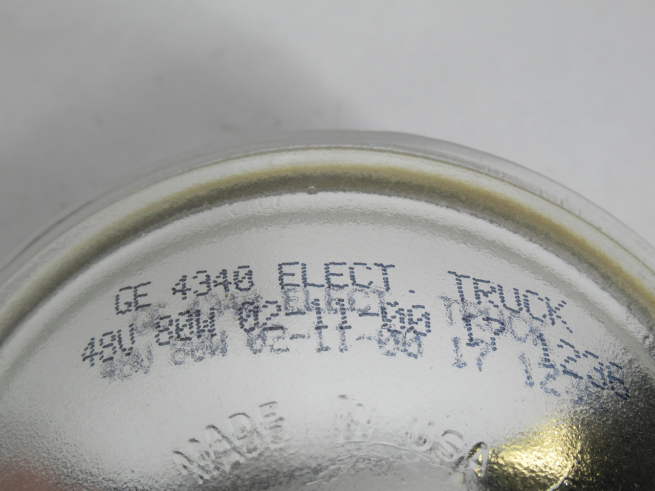 General Electric 4340 Forklift Sealed Beam Bulb 80W 48V USED