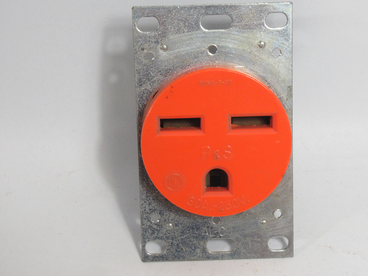 Pass & Seymour IG5930 Isolated Ground Receptacle 30A 250V 3W 2P USED