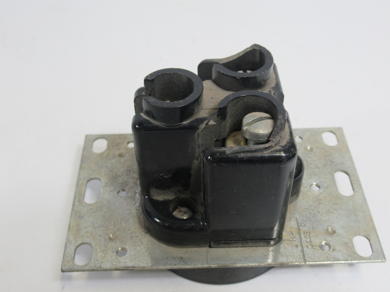 Pass & Seymour 5930 Flush Receptacle 30A 2500V 3W 2P SHELF WEAR USED