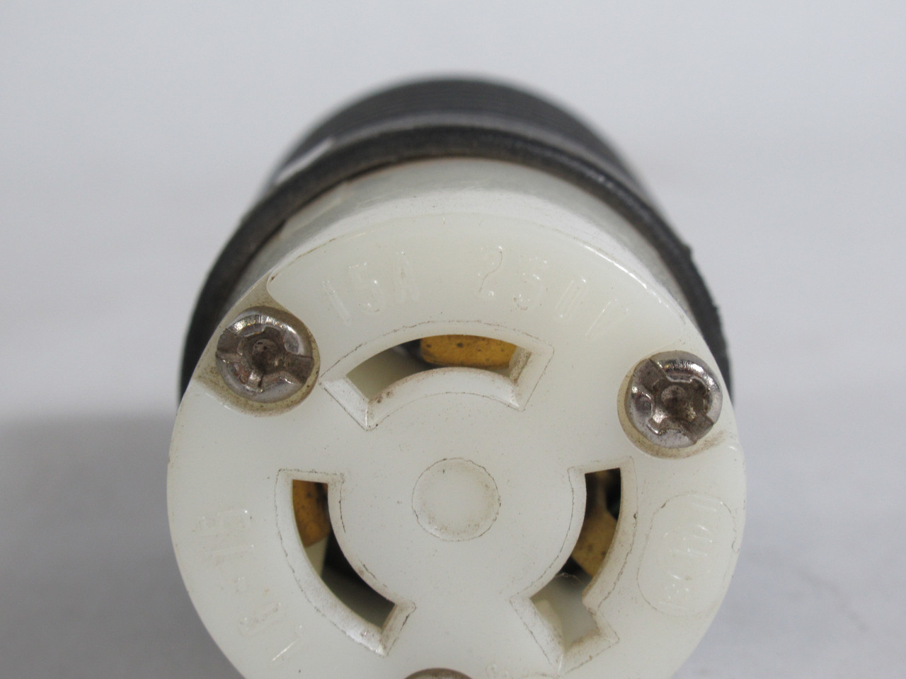 Pass & Seymour L6-15C TurnLok Connector 15A 250V 3W 2P USED