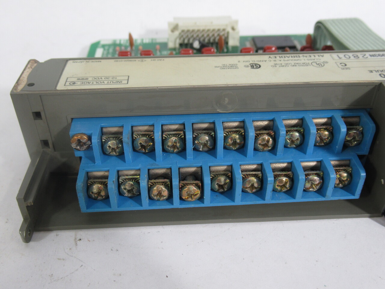 Allen-Bradley 1746-IB16 Ser. C Input Module C-8730-1212 *Damaged Case* USED