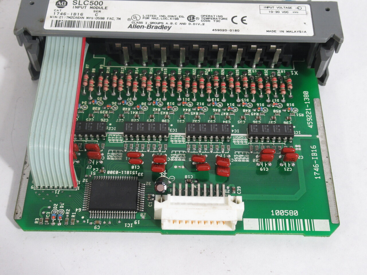 Allen-Bradley 1746-IB16 Ser. C Input Module 459221-1380 *Damaged Case* USED