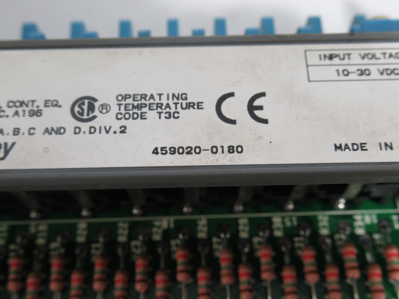 Allen-Bradley 1746-IB16 Ser. C Input Module 459221-1380 *Damaged Case* USED