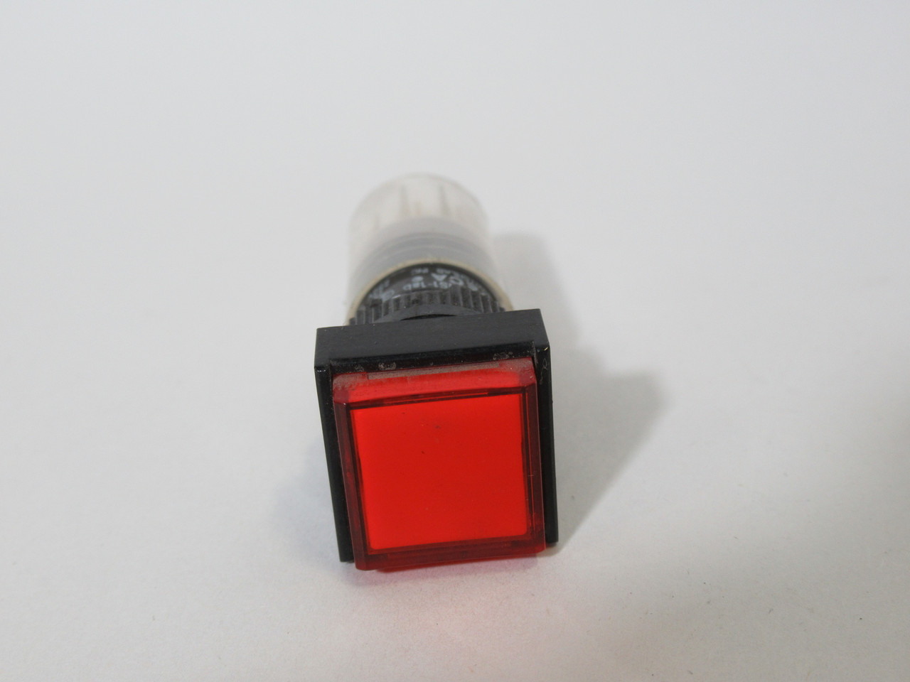 Deca P16-LMS1-1AB-RED 16mm Momentary Push Button 1NO 1NC 5A@250V USED