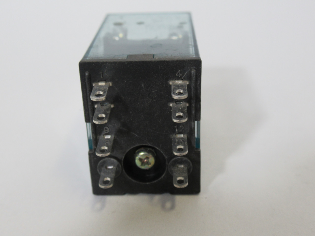 Omron MY2NJ-DC24 General Relay w/Green LED 24VDC 5A 8 Blade USED