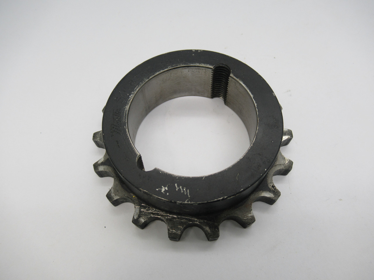 Martin 5018TBF Coupling Sprocket 1/2"-1.6875"OD 1"LTB 18T 50 Chain USED