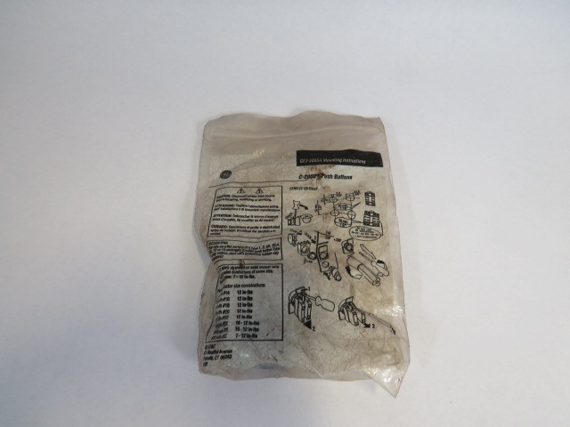 General Electric P9SPLLGD Blank Blue Square Illuminated Push Button ! NWB !