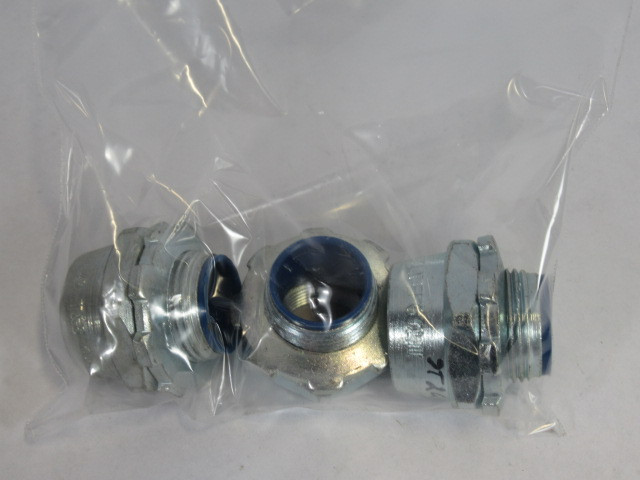 Thomas & Betts 371 3/4" Insulated Bullet Hub Connector Lot of 3 ! NOP !