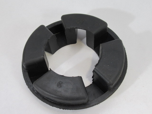 Continental Hydraulics F57N Neoprene Coupling Insert 22-in lbs USED