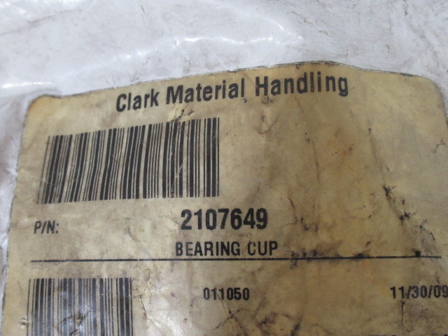 Clark 2107649 Taper Bearing Cup 2.8910" OD .62" Wide ! NWB !