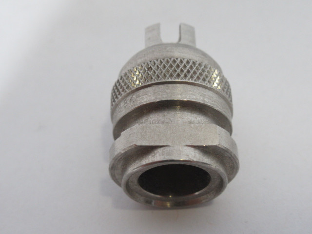 Spraying Systems 8001-E SS Flat Spray TEE Jet Nozzle Tip ! NOP !