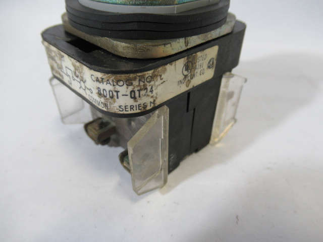 Allen-Bradley 800T-QT24 Ser N Illuminated Push Button No Cap 2N/O 1N/C USED