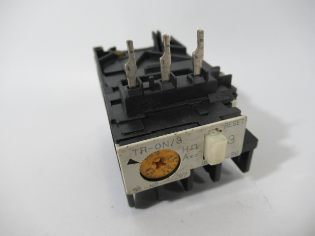Fuji TR13DW-N TR-0N/3 Thermal Overload Relay 1.7-2.6A USED