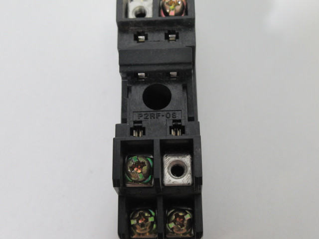 Omron P2RF-08 Relay Socket Base 5A 250V 8P *Broken Clamp* USED