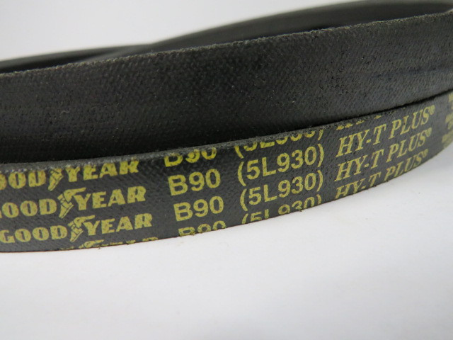 Goodyear B90/5L930 Truflex V-Belt 93" Long .66" Wide .38" Thick ! NOP !