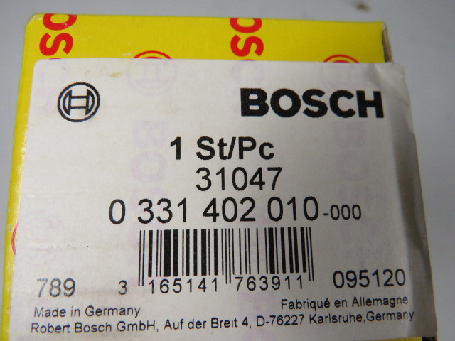 Bosch 31047 0331-402-010 Solenoid Starter Switch 24V USED