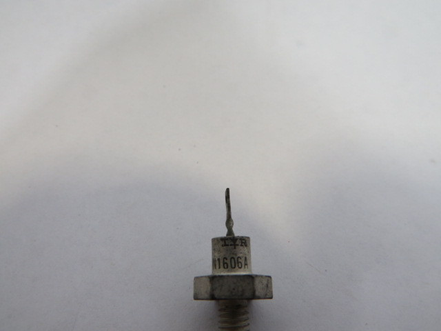 International Rectifier 1N1606A Zener Voltage Regulator Diode 15V 10W 5% USED