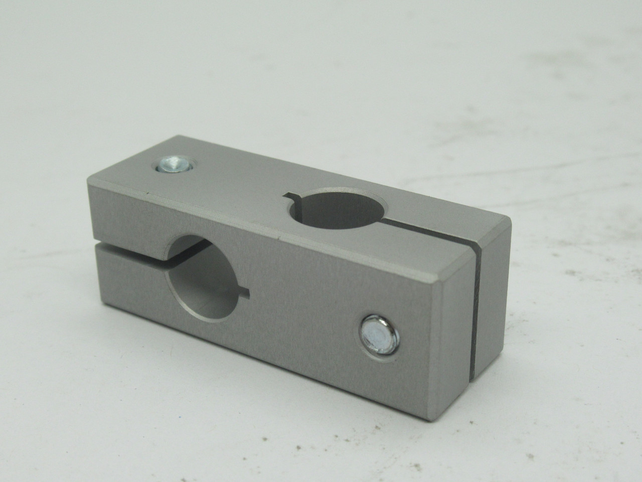 Balluff BMS-CC-M-D12-B-00 Connecting Element for 2 Rods 2x12mm ! NOP !