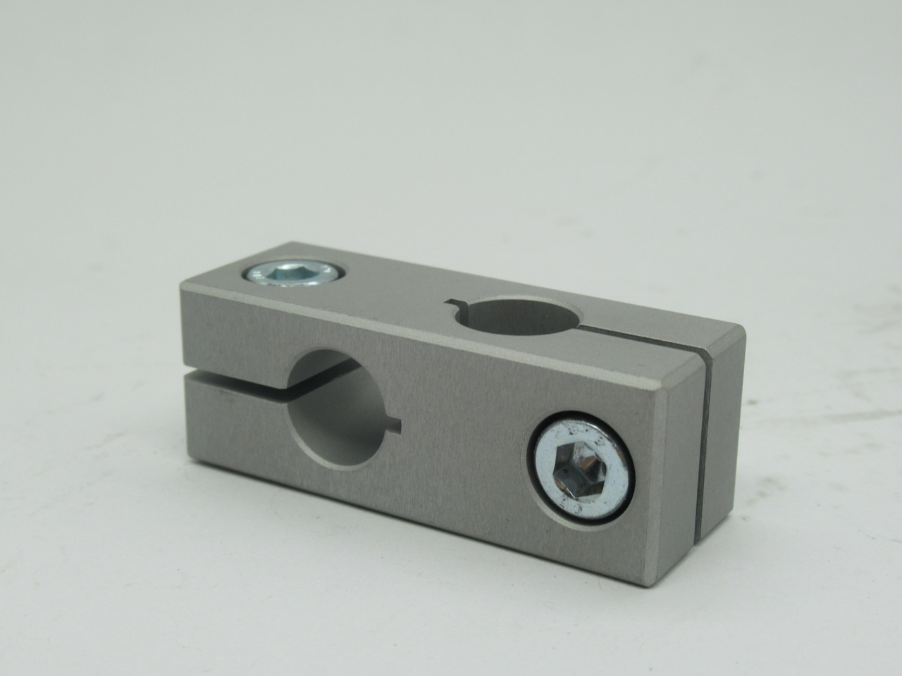 Balluff BMS-CC-M-D12-B-00 Connecting Element for 2 Rods 2x12mm ! NOP !