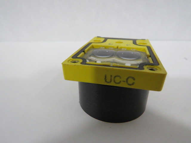 Banner 16523 UC-C 38mm Multi-Beam Upper Cover Focal Point USED
