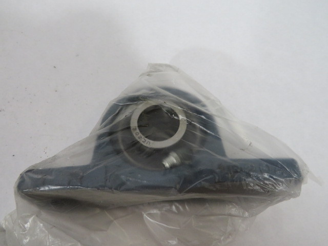 TR Bearing UCP204 2-Bolt Pillow Block Bearing 20mmID ! NOP !