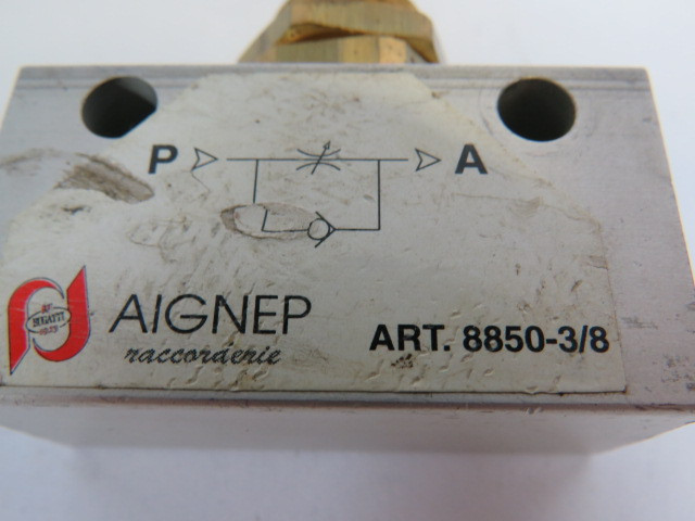 Bugatti Aignep 8850-3/8 Uni-Directional Flow Regulator 3/8"FNPT USED