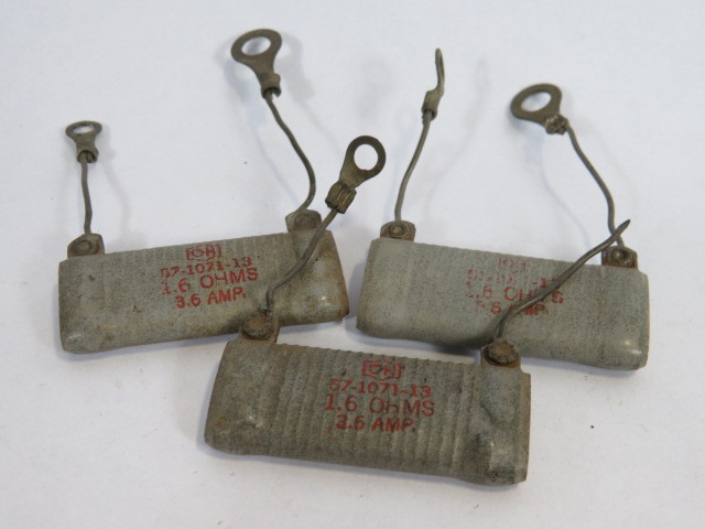 Cutler-Hammer 57-1071-13 Ceramic Capacitor 1.6 Ohms 3.6A Lot of 3 USED
