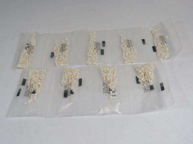 Critchley 11521909 White Cable Marker #9 Z7 Chevron Cut 900-Pack  NEW