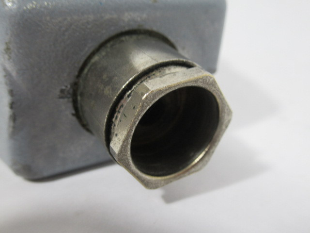 Wieland 70.300.0640 Female Receptacle 400V 16A C/W 70.352.0628.0 Hood USED