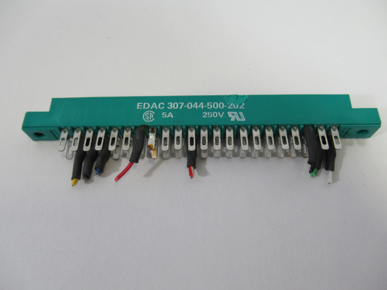 EDAC 307-044-500-202 Standard Card Edge Connector 44P SHELF WEAR USED