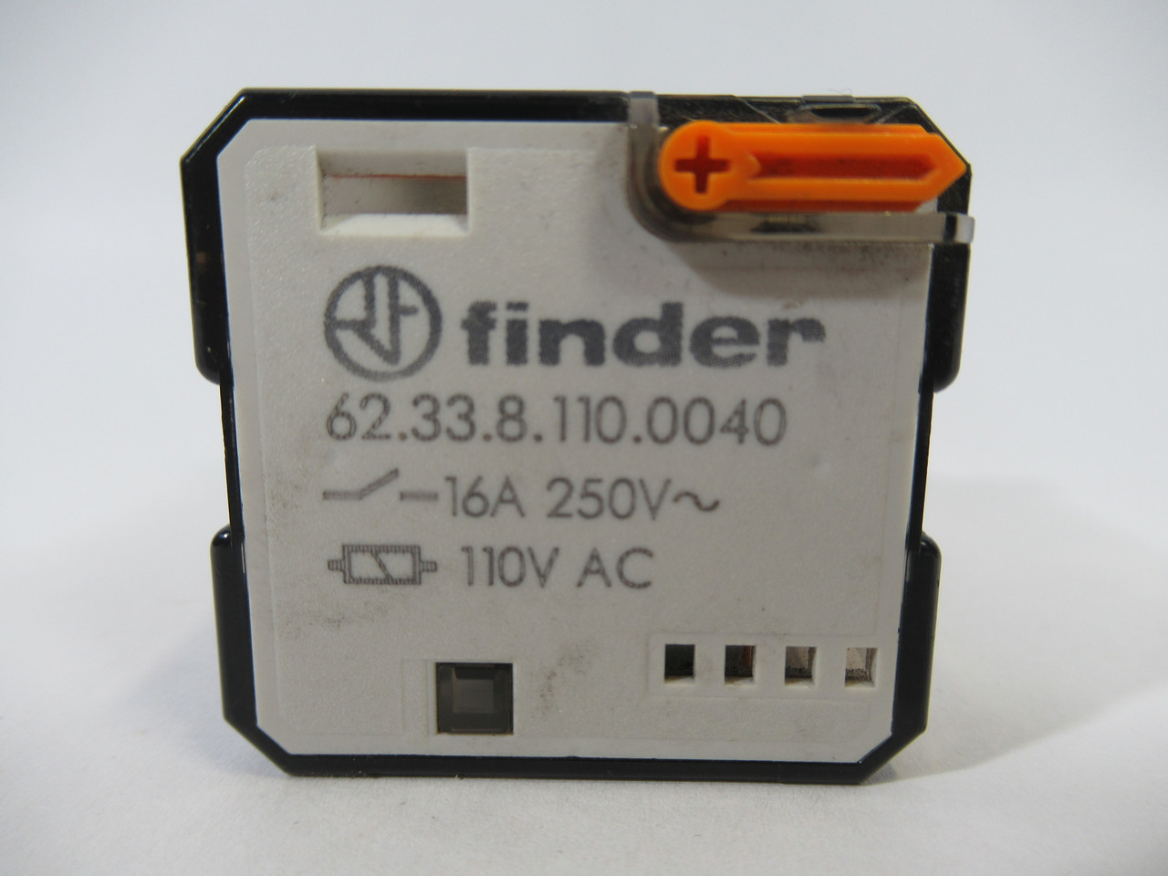 Finder 62.33.8.110.0040 Relay 110VAC 16A 11 Blade USED