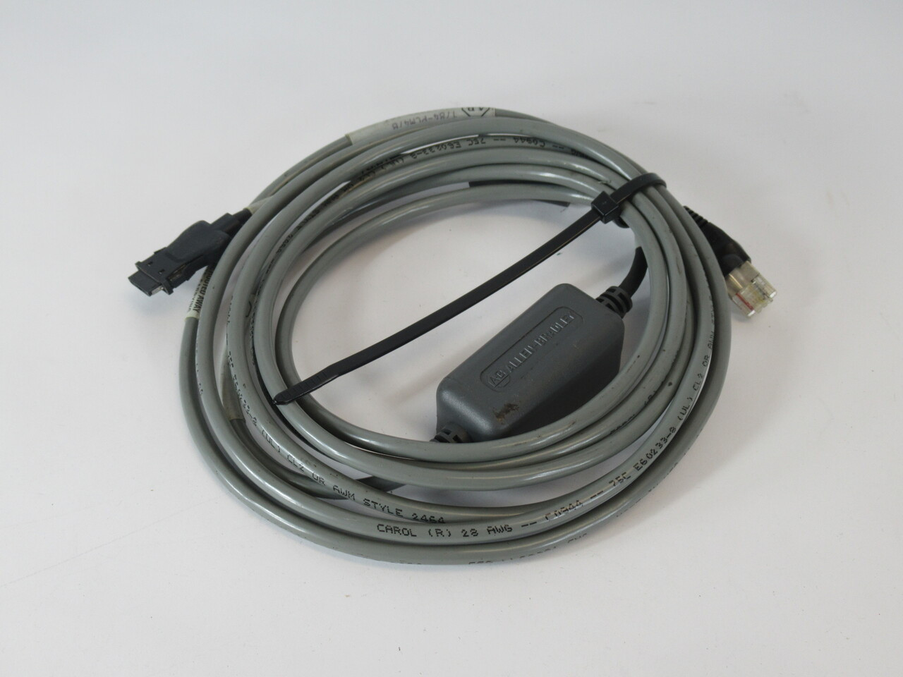 Allen-Bradley 1784-PCM4 Series B Communication Cable USED