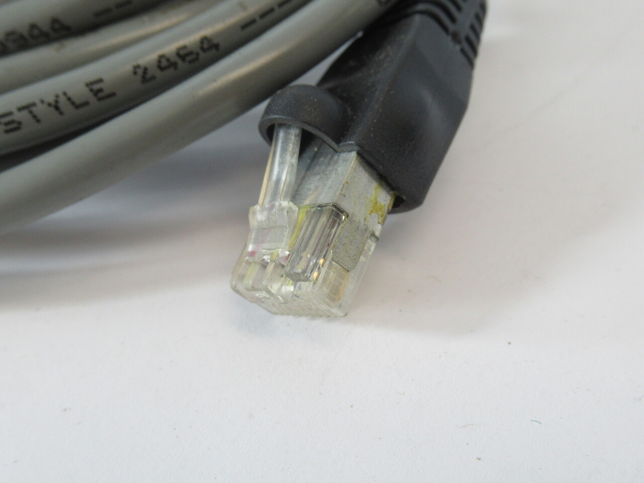 Allen-Bradley 1784-PCM4 Series B Communication Cable USED