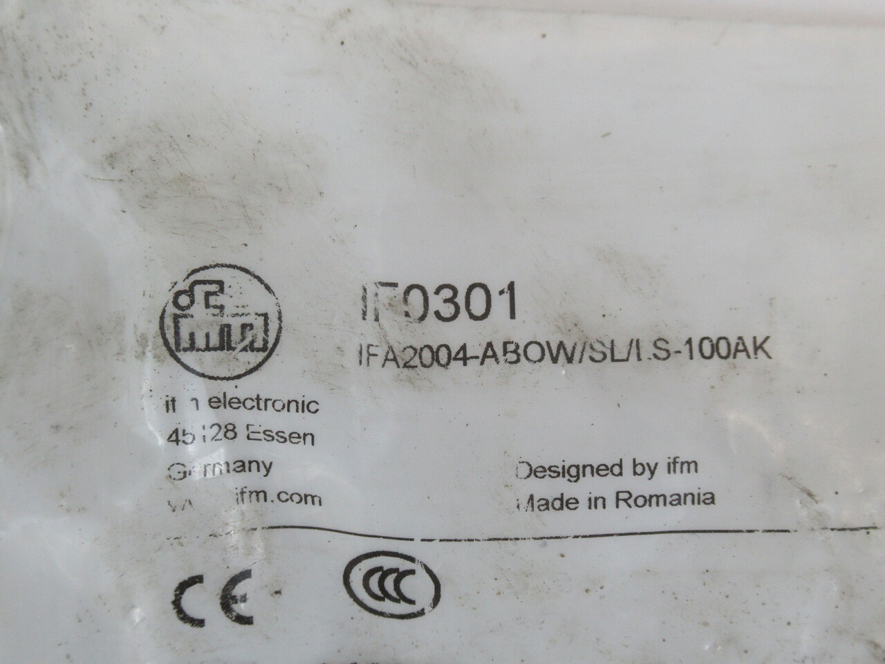 IFM IF0301 Proximity Sensor 20-250V 250mA 4mm Distance DIRTY BAG NWB