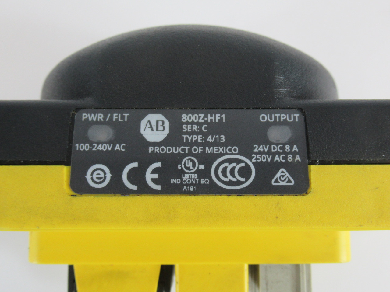 Allen-Bradley 800Z-HF1 Ser C Palm Button 100-240V MISSING SCREWS/GASKET USED